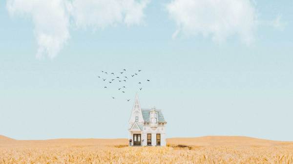 How to get a home equity line of credit - house in field