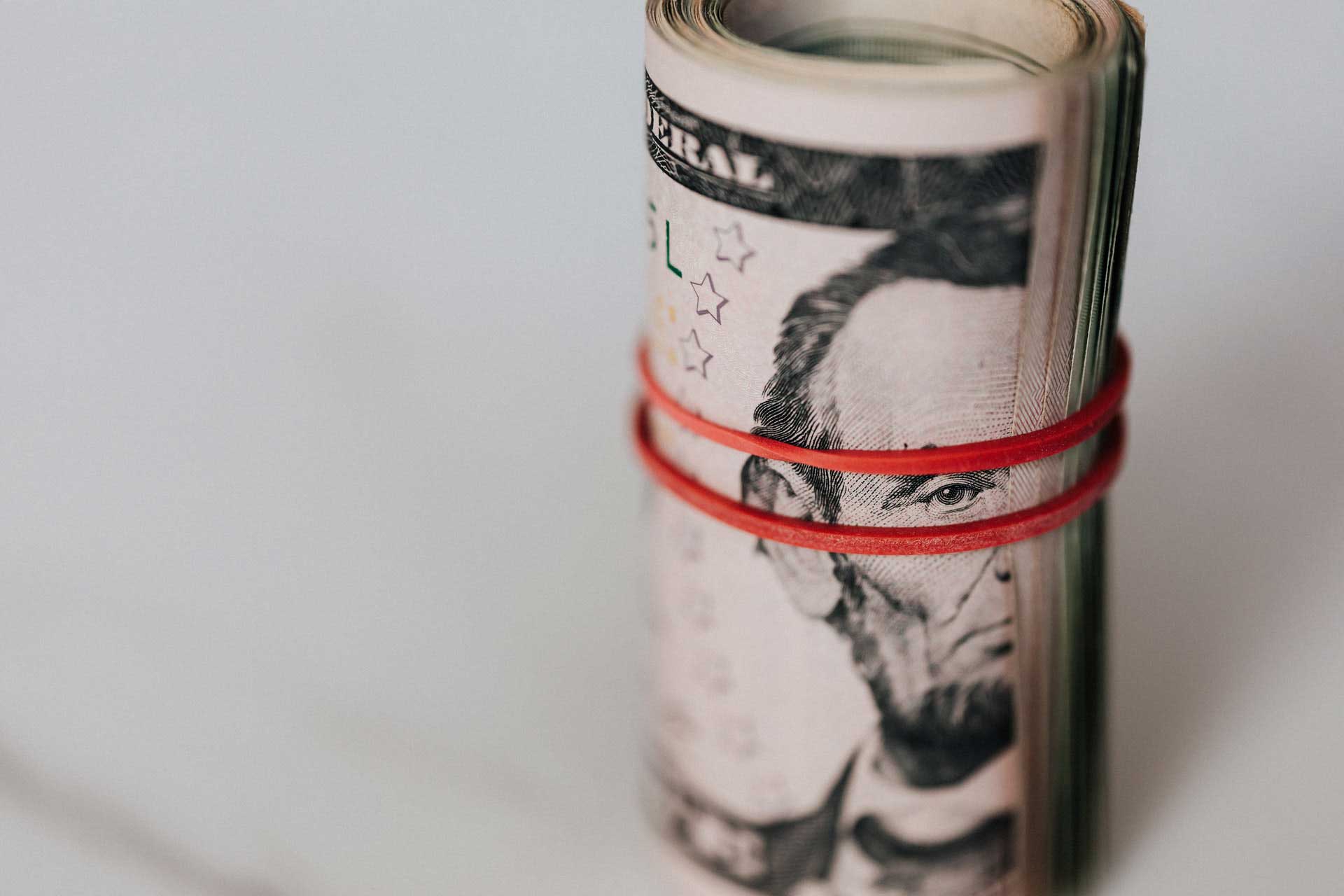 Expert Advice on How to Grow Your Savings - Money Roll