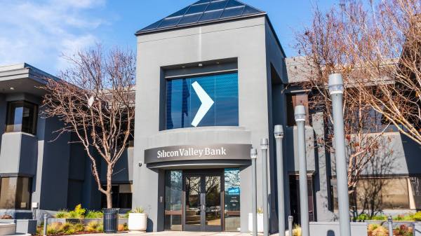 Silicon Valley Bank headquarters and branch